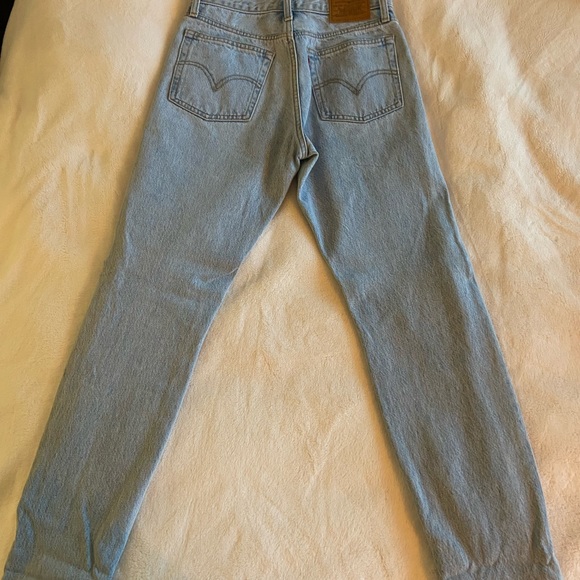 Levi’s Wedgie Jeans - Picture 5 of 5